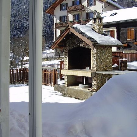 Les Alpes Hotel Finhaut Exterior photo
